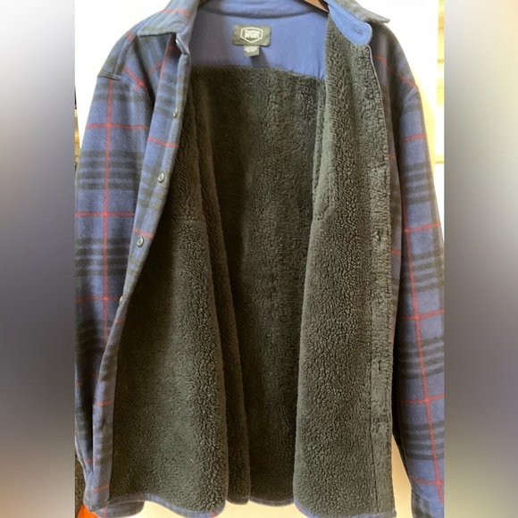 Berkley Jensen Sherpa Lined Mens Shacket - Picture 4 of 5